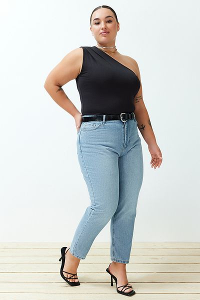 Trendyol Curve Világoskék magas derekú Mom Fit farmer TBBSS24CJ00023