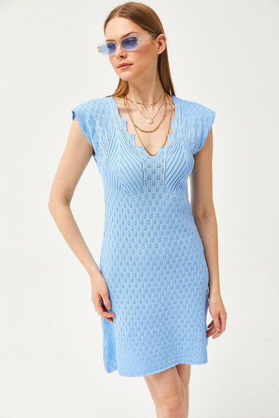 Olalook Γυναικείο πλεκτό φόρεμα με γαλάζιο μωρό με V λαιμόκοψη ELB-19002071