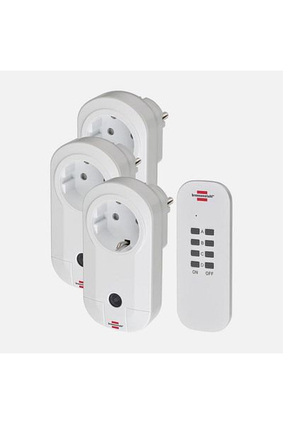 BRENNENSTL 3-Piece Child Protection Socket with Remote Control