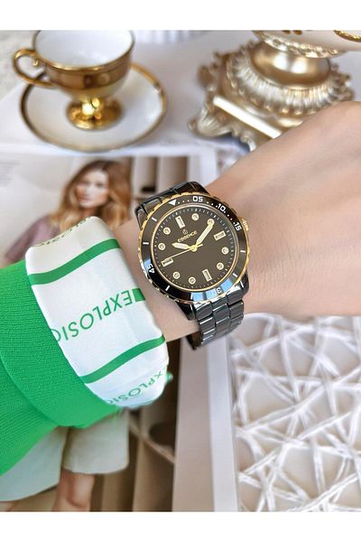 Essence Ceramic & Steel Cord Blackening Does Not Throw Color 50Mt Water Resistant Women's Wristwatch BES6750FE
