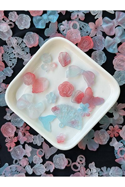 Bijumix Aksesuar 40 Adet Karışık Figürlü Mat Buzlu Plastik Boncuk