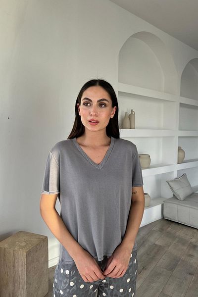 Seda Yalçın Atelier Gray V-Neck Short Sleeve Knitwear T-shirt