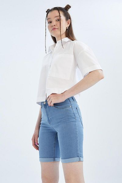 DeFacto Pantaloni scurți de blugi cu manșete cu talie obișnuită X3027az22sm