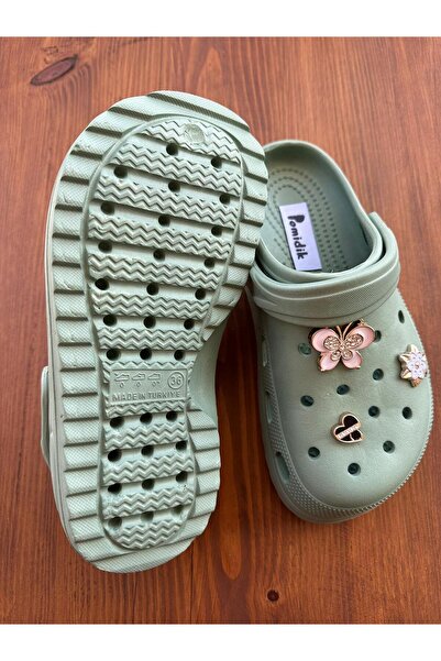 Pomidik Women's Butterfly Accessory Massage Sole Closed Front Eva Slippers Green