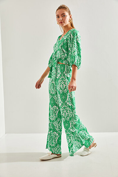 Bianco Lucci Women's Patterned Top and Bottom Set60201015