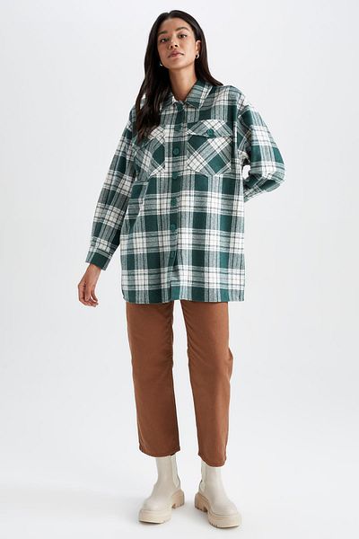 DeFacto Relax Fit karierte Flanell-Tunika mit langen Ärmeln Z1987az22au