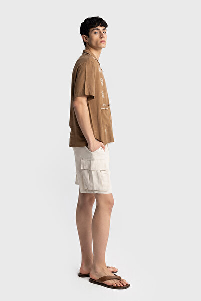 GIESTO ΚΟΝΤΟΜΑΝΙΚΙ ΠΟΥΚΑΜΙΣΟ ΜΕ ΛΕΠΤΟΜΕΡΗ ΕΠΕΞΕΡΓΑΣΙΑ