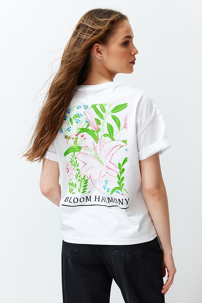 Trendyol Collection White Premium Relaxed/Wide Fit Crew Neck Front and Back Printed Knitted T-Shirt TWOSS24TS00082