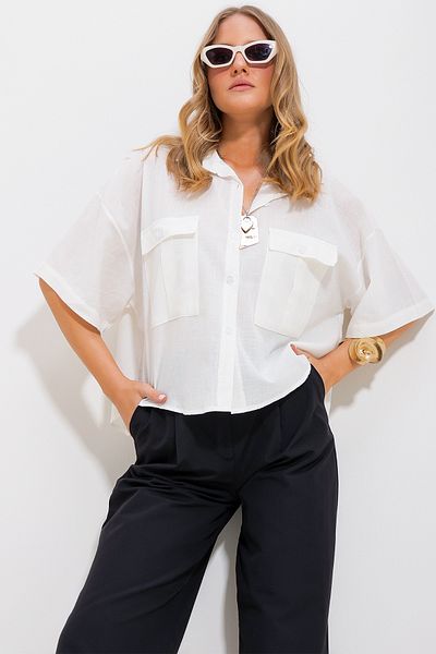 Trend Alaçatı Stili Women's Ecru Double Pocket Half Sleeve Linen Shirt ALC-X9991