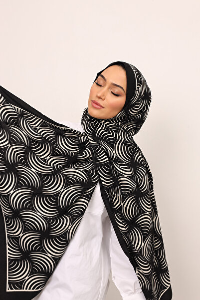 HAREM SCARF Oslo-Black Medina Pattern Shawl