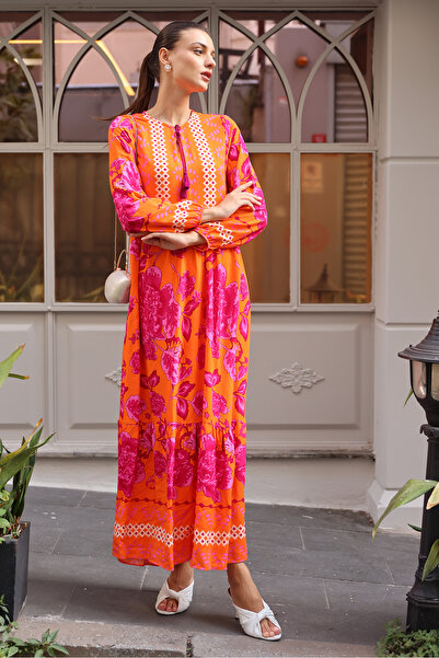 Bigdart 2439 Dlouhé šaty se vzorem – oranžové