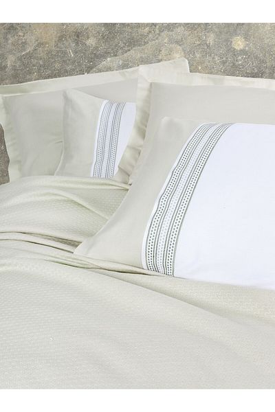 Cotton Box طقم بيكيه مزدوج من الخيزران من Lusso باللون الأخضر