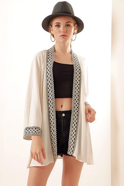 Bigdart 5866 Bestickter Strickkimono – Weiß