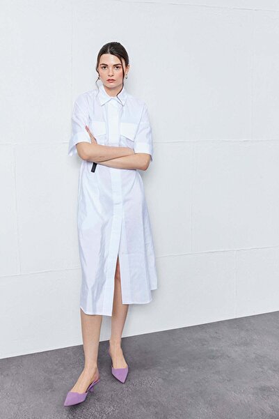 FABB Екрю рокля с двоен джоб и детайлна текстура