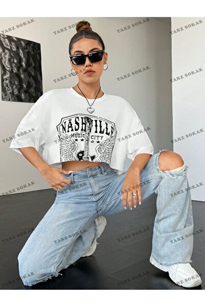 Adrift COD- 232913   Model cu litere - Decupaj scurt fără umăr