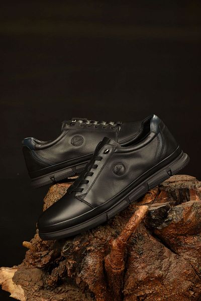 JAMES FRANCO Men's 100% Genuine Leather Black Casual Shoes Offer Elegance and Comfort Together with Their Innovative Style.