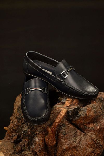 Pierre Cardin Μοντέλο ημερήσιων παπουτσιών Loafer από 100% γνήσιο δέρμα Navy Blue Bockle Loafer που προσφέρουν ανθεκτικότητα και κομψότητα μαζί