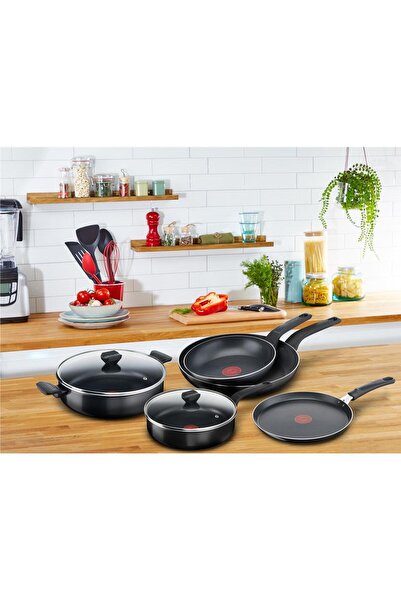 TEFAL Titanyum 1x Simplyclean Difüzyon Tabanlı Krep Tava - 25 Cm