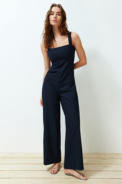 Trendyol Collection Marineblau gestreifter Maxi-Jumpsuit aus gewebtem Polyviscon TWOSS24TU00007