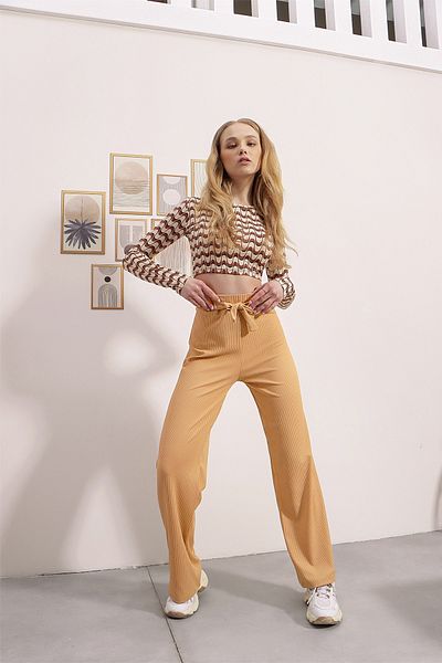 Trend Alaçatı Stili Pantaloni largi cu nervuri, bej, cu talie înaltă ALC-X8141
