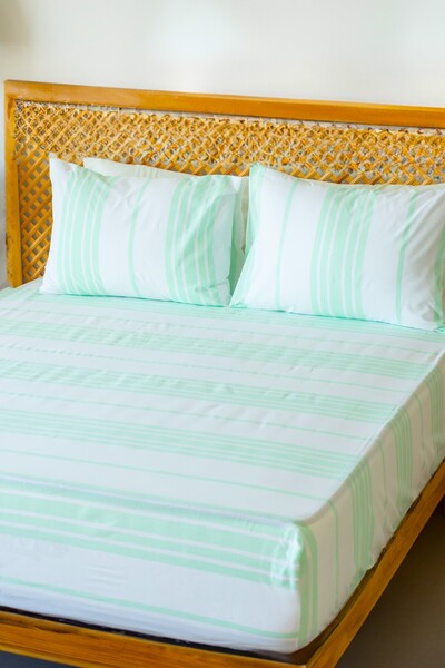 ÇARŞAF DÜNYASI Striped Patterned Elastic Sheet Set Green-White (Duvet Cover Fabric) Single, Double
