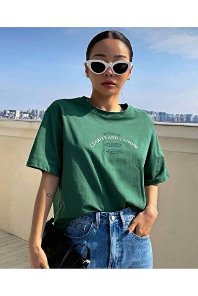 LOUİSA Γυναικείο μπλουζάκι με πράσινο Clarity And Candor με στάμπα με λαιμόκοψη