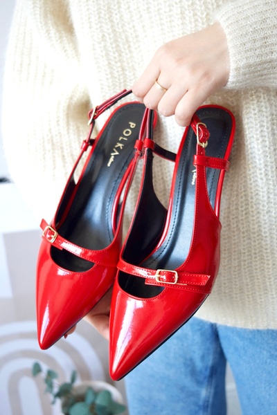 POLKA STORE Sole Sivri Burun Tek Bantlı Tokalı Kırmızı Rugan Topuklu Kadın Ayakkabı