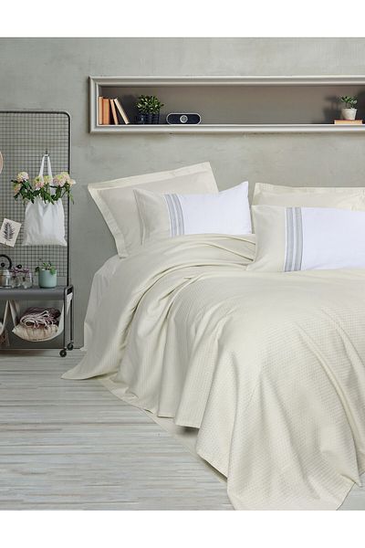 Cotton Box طقم بيكيه مزدوج من الخيزران من Lusso باللون الأخضر