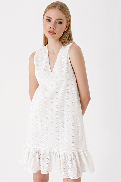 Bigdart 2391 Sukienka mini z dekoltem V i wycięciem w kształcie litery V - Biała