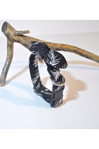 minart design Black and White Leaf Patterned Small Breed Neck Collar with Bow Detail, Cat Collar