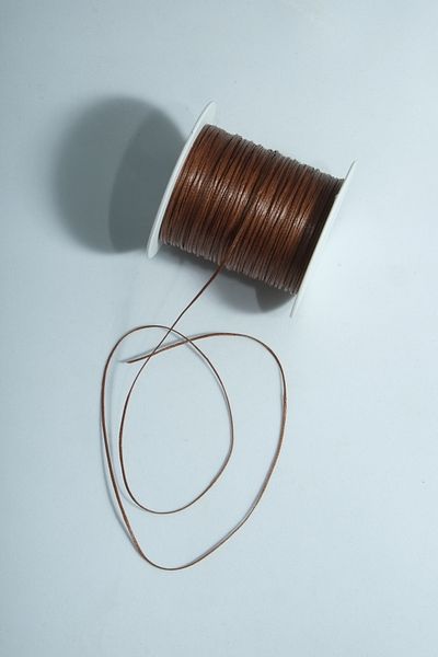 Eskişehir hobi sanat 100 μέτρα 0,8 mm κερωμένο σχοινί κανέλα καφέ χρώματος σέλας δερμάτινο κολιέ ραπτικής κοσμήματα σχεδιασμού βραχιόλι σχοινί