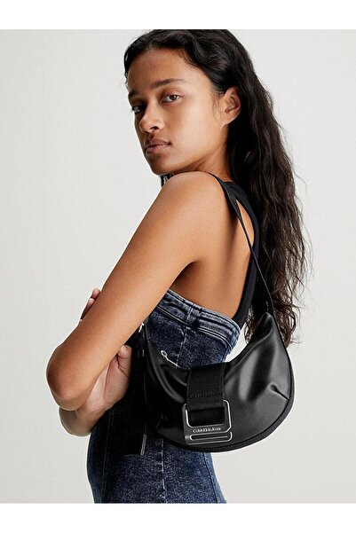 Calvin Klein Off Duty Crescent Bag22