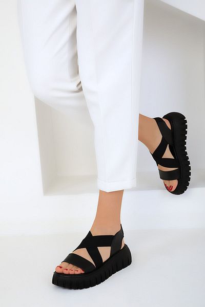 SOHO Schwarze Damensandalen 17827