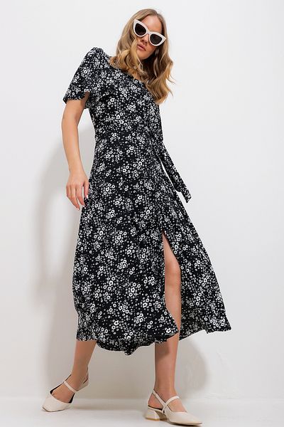Trend Alaçatı Stili Women's Black Floral Patterned Buttoned Midiboy Dress ALC-X11785