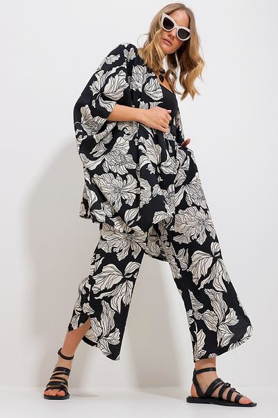 Trend Alaçatı Stili Women's Black Palazzo Trousers and Patterned Woven Viscose Kimono Set Alc-X11707