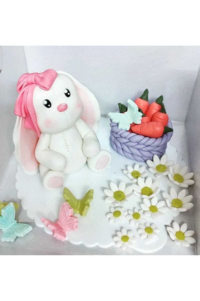 by şeyda palancı Set of Rabbit Figure from Sugar Dough