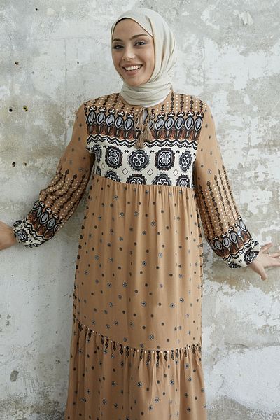 InStyle Φόρεμα με φούντα από βισκόζη - Milk Brown