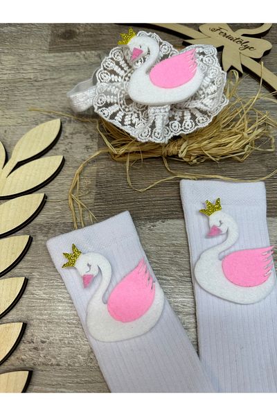 Feriatolye Swan figured white lace headband and white swan figured baby knee socks