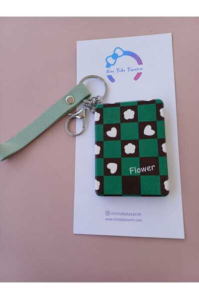 Nini Mirror with Keychain