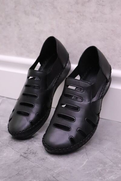 Venüs - 18791395 Siyah Hakiki Deri Lastikli Kadın Sandalet