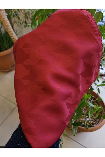 FRESCO SCARFS وشاح حجاب نسائي من قماش الجاكار الحريري بنمط هاوندزتوث*بورجوندي