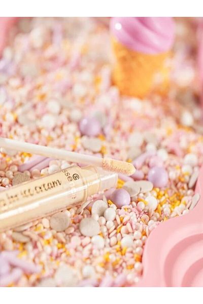 Essence Vanilla-La-Love 4ml - Melting Ice Cream PH-Reacting Lip Cream