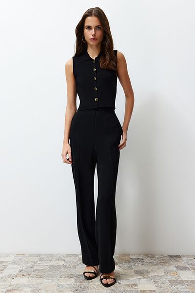 Trendyol Collection Schwarzer Crop-Premium-/Spezialgarn-Westen-Look-Strickwaren TWOSS24SV00005
