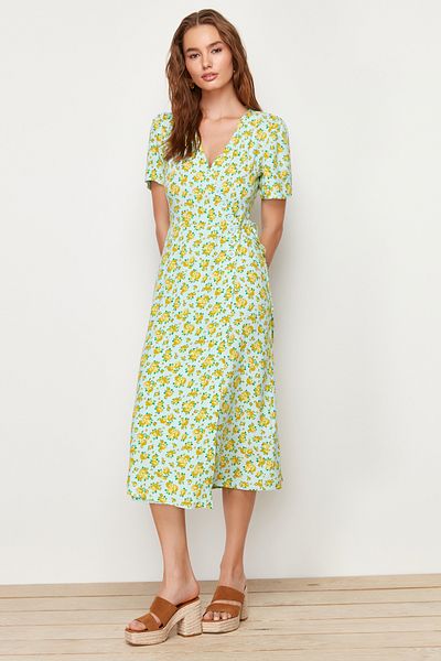 Trendyol Collection Multicolored Floral Double-breasted Midi Woven Dress TWOSS24EL00492