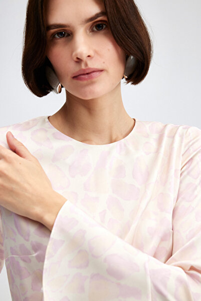 Touché Privé NADÝCHLENÉ ŠATY SE VZOROVANÝMI DETAILY