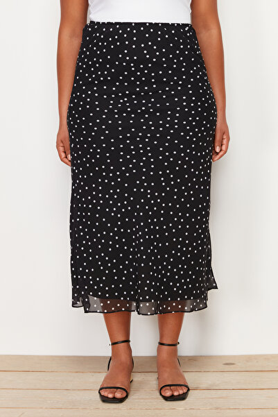 Trendyol Curve Tkaná sukně Black Puntíková ryba TBBSS24AZ00024