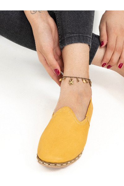 Ertay Deri Genuine Leather Sandals Specially Designed with Handwork: Traditional Yemeni Shoes Embroidered Elegance