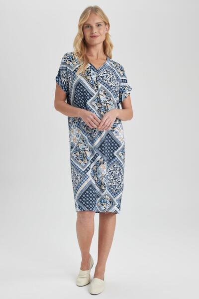 DeFacto Patterned V-Neck Midi Dress - Short Sleeve Z8269az23sm