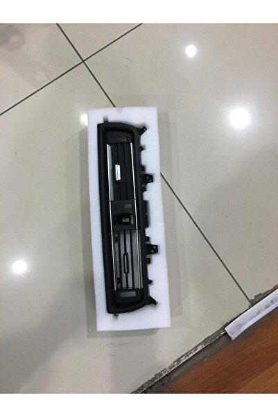 Aftermarket BMW F10 LCİ ORTA KALORİFER IZGARASI 64229209136