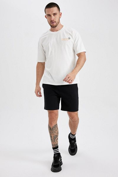 DeFacto Fit Oversize Fit Crew Neck Back Printed Short Sleeve 100 Cotton T-Shirt Z5634az23sp